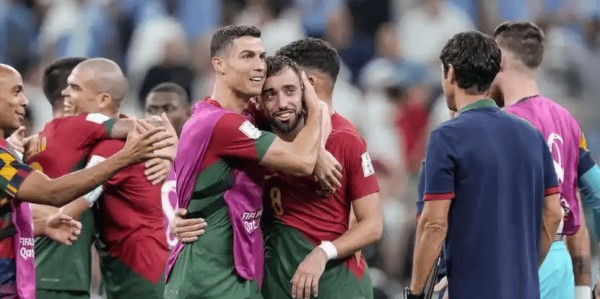 正式拒绝，B费发声，官宣决定，曼联批准，C罗祝福