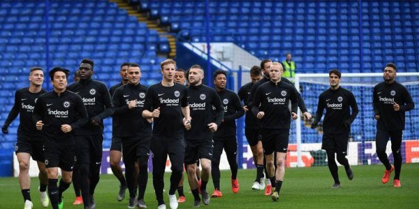 欧冠生死局！法兰克福主场死磕抢分，利物浦携红军火力破德甲防线